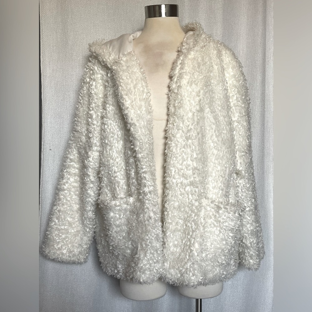 Vine & Love furry jacket